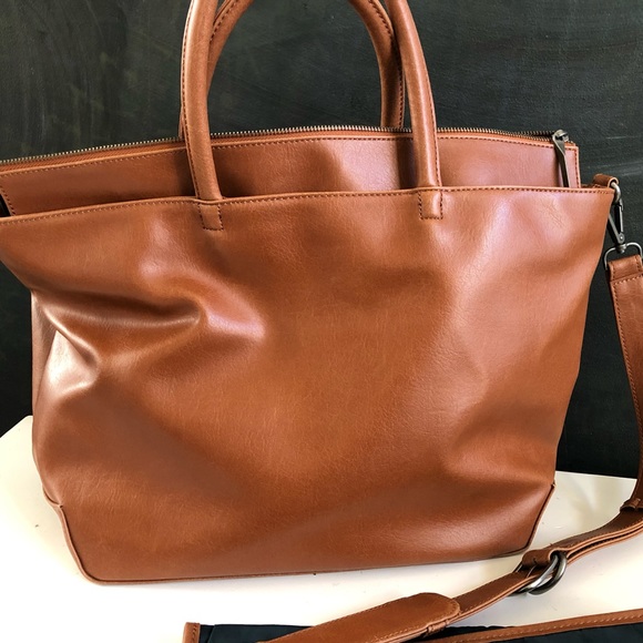 Matt & Nat Diaper Bag - Chili - Picture 3 of 5